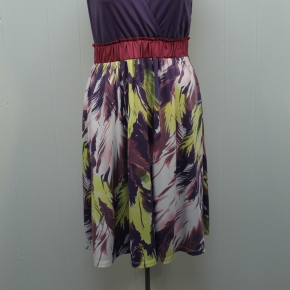 Jonathan Martin Purple V Neck Floral Dress 8 - Picture 5 of 7